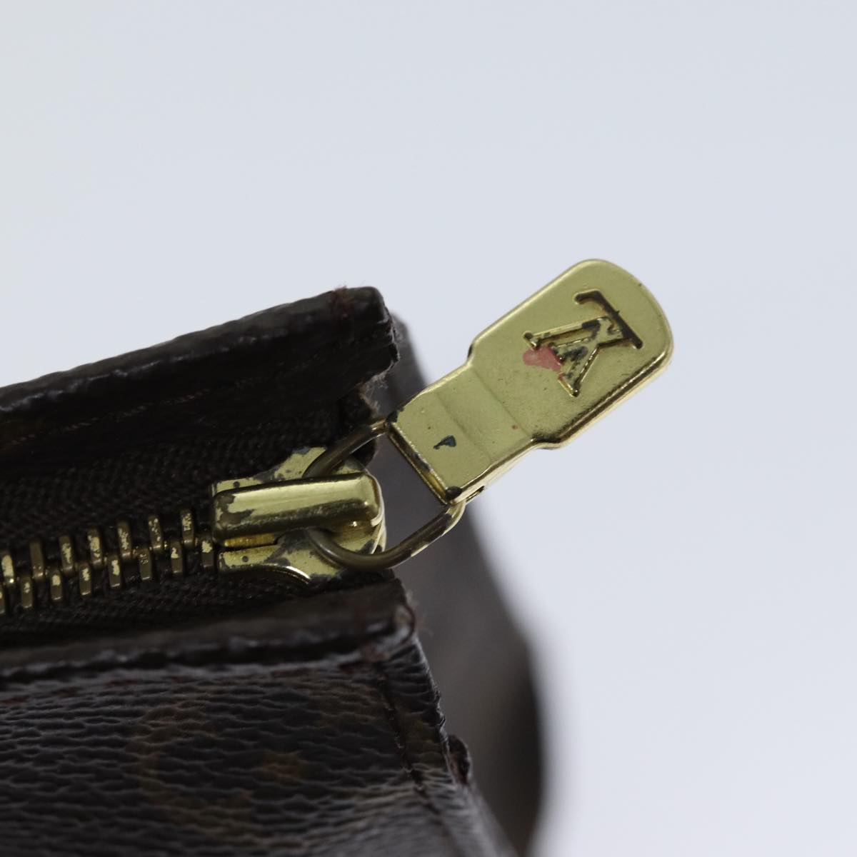 LOUIS VUITTON Monogram Poche Toilette 26 Pouch M47542 LV Auth 72300
