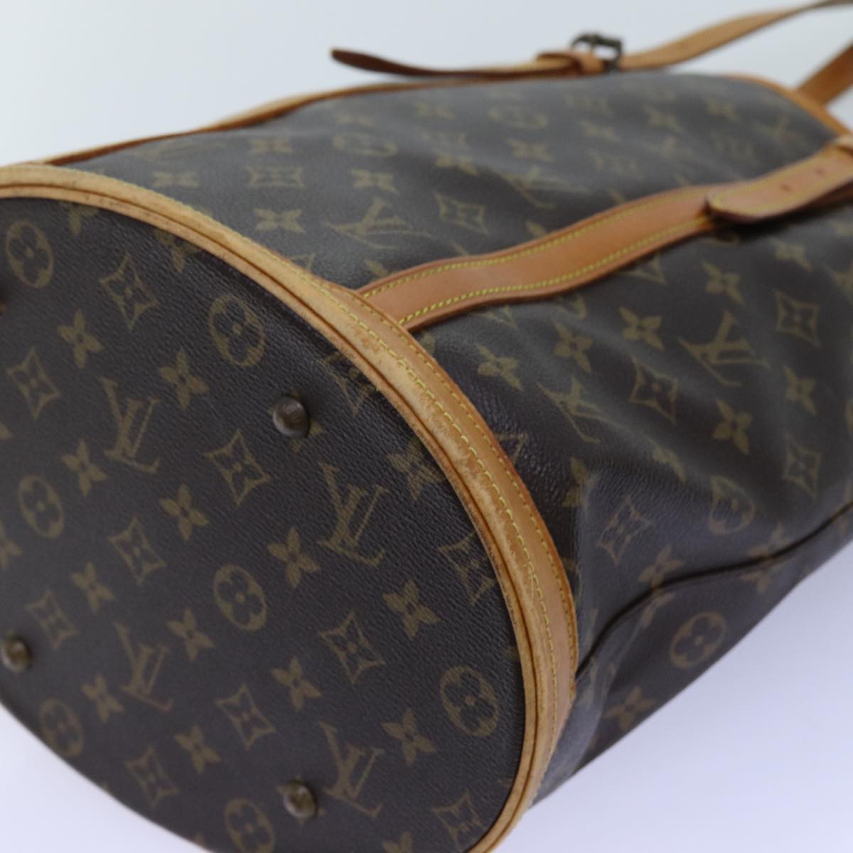 LOUIS VUITTON Monogram Bucket GM Shoulder Bag M42236 LV Auth 72360