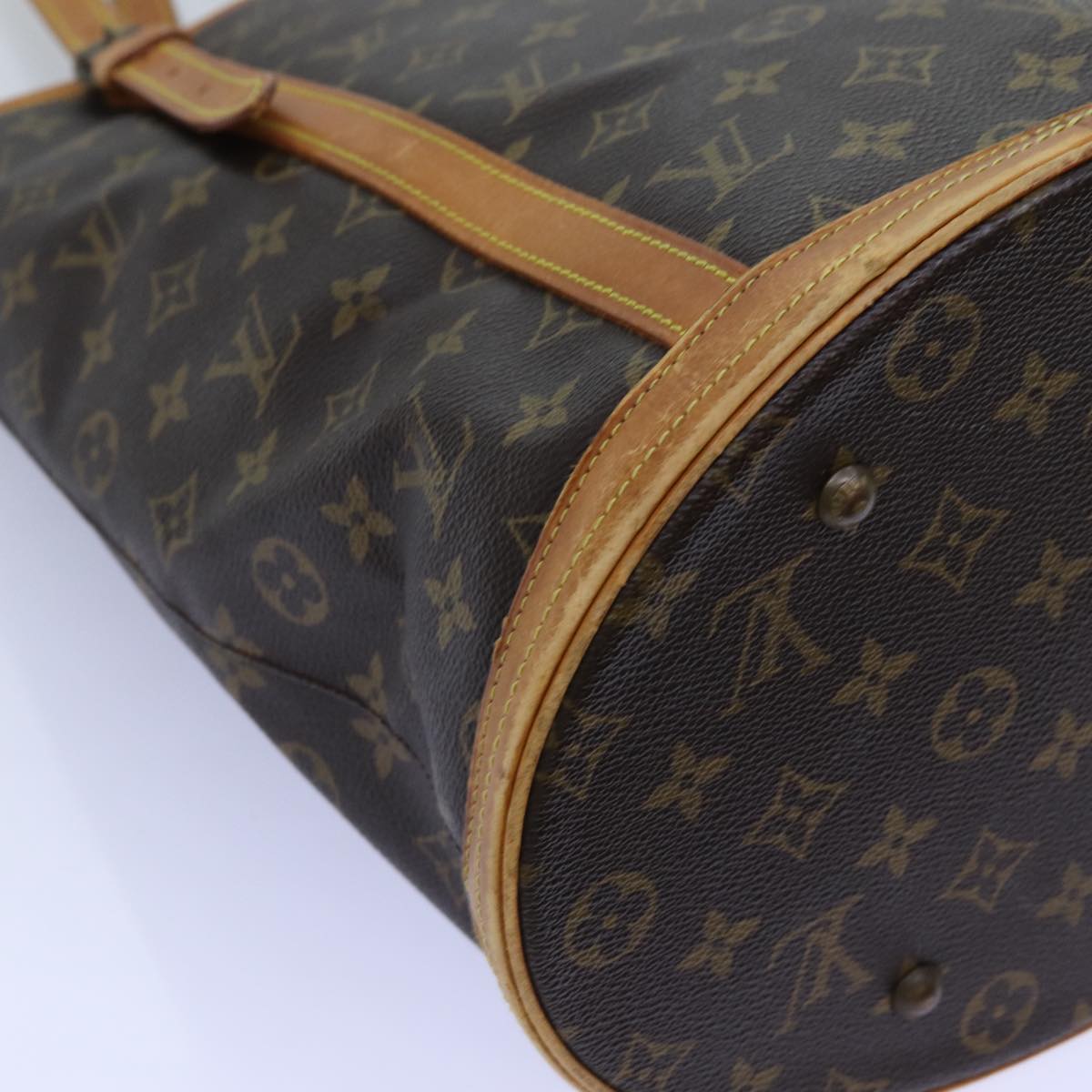 LOUIS VUITTON Monogram Bucket GM Shoulder Bag M42236 LV Auth 72360