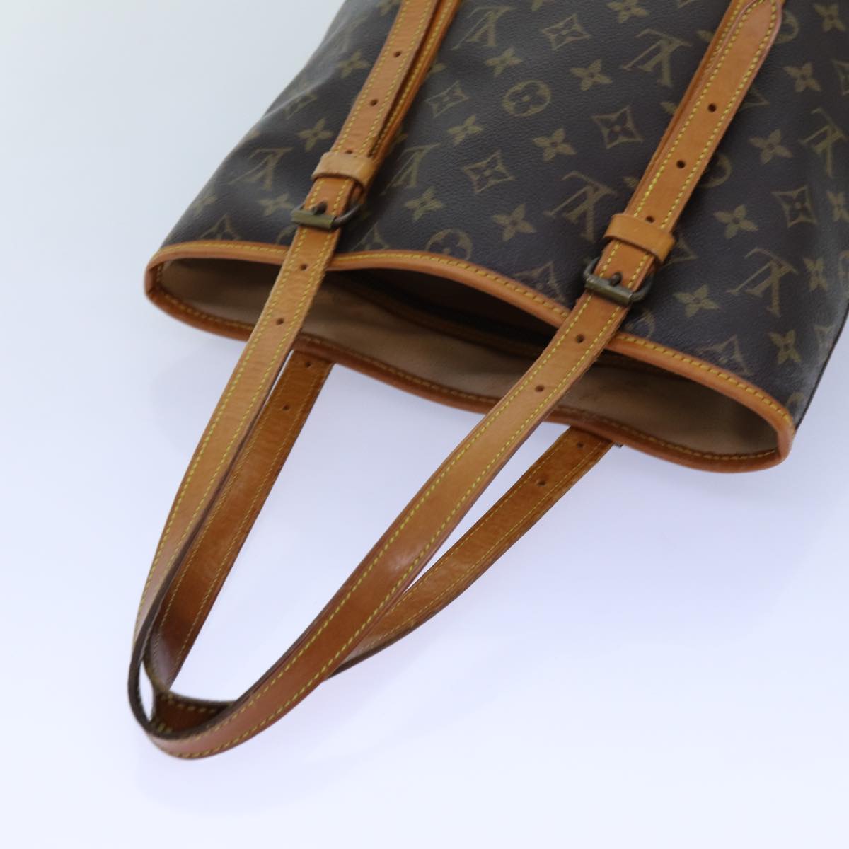 LOUIS VUITTON Monogram Bucket GM Shoulder Bag M42236 LV Auth 72360