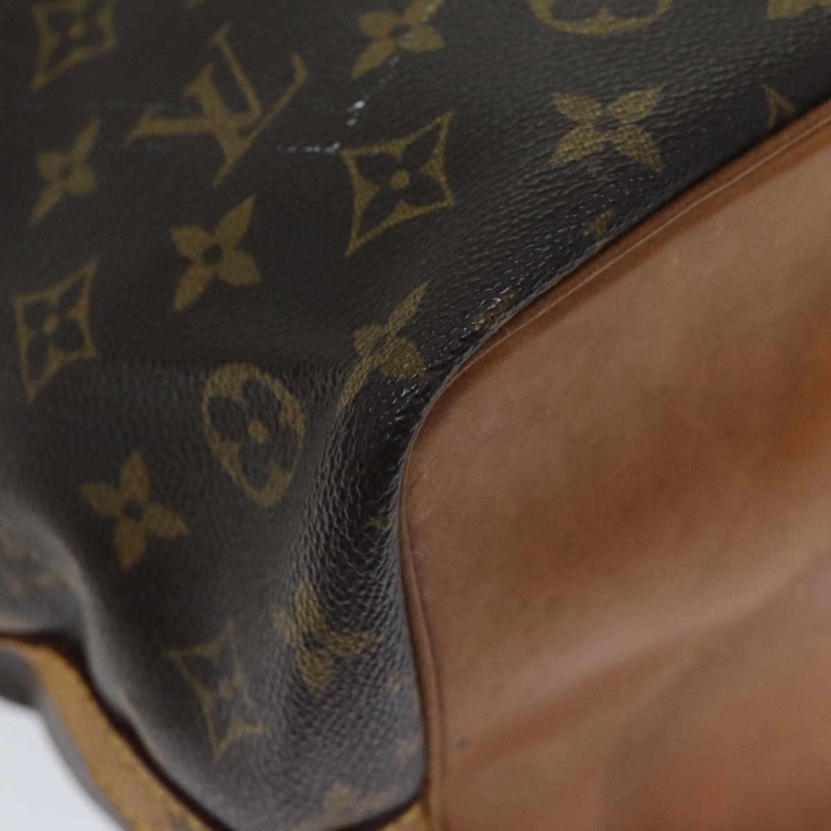 LOUIS VUITTON Monogram Petit Noe Shoulder Bag M42226 LV Auth 72369