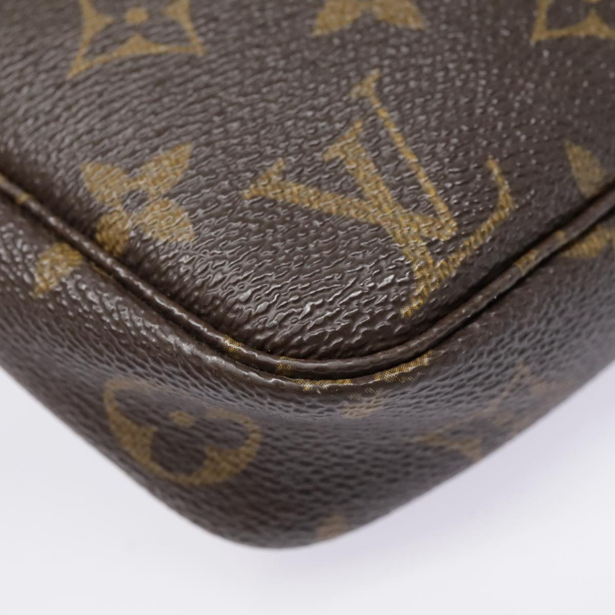 LOUIS VUITTON Monogram Pochette Accessoires Pouch M51980 LV Auth 72581