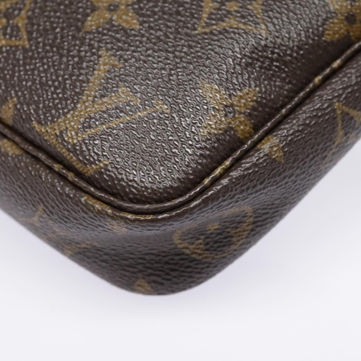 LOUIS VUITTON Monogram Pochette Accessoires Pouch M51980 LV Auth 72581