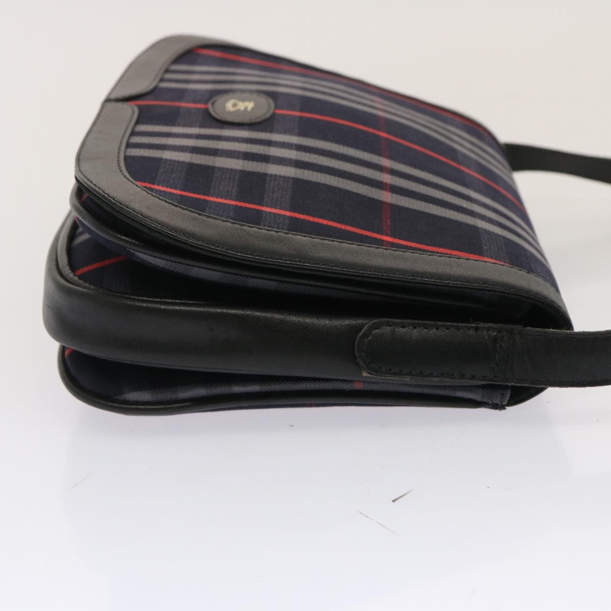 Burberrys Nova Check Shoulder Bag Canvas Navy Black Red Auth 72770