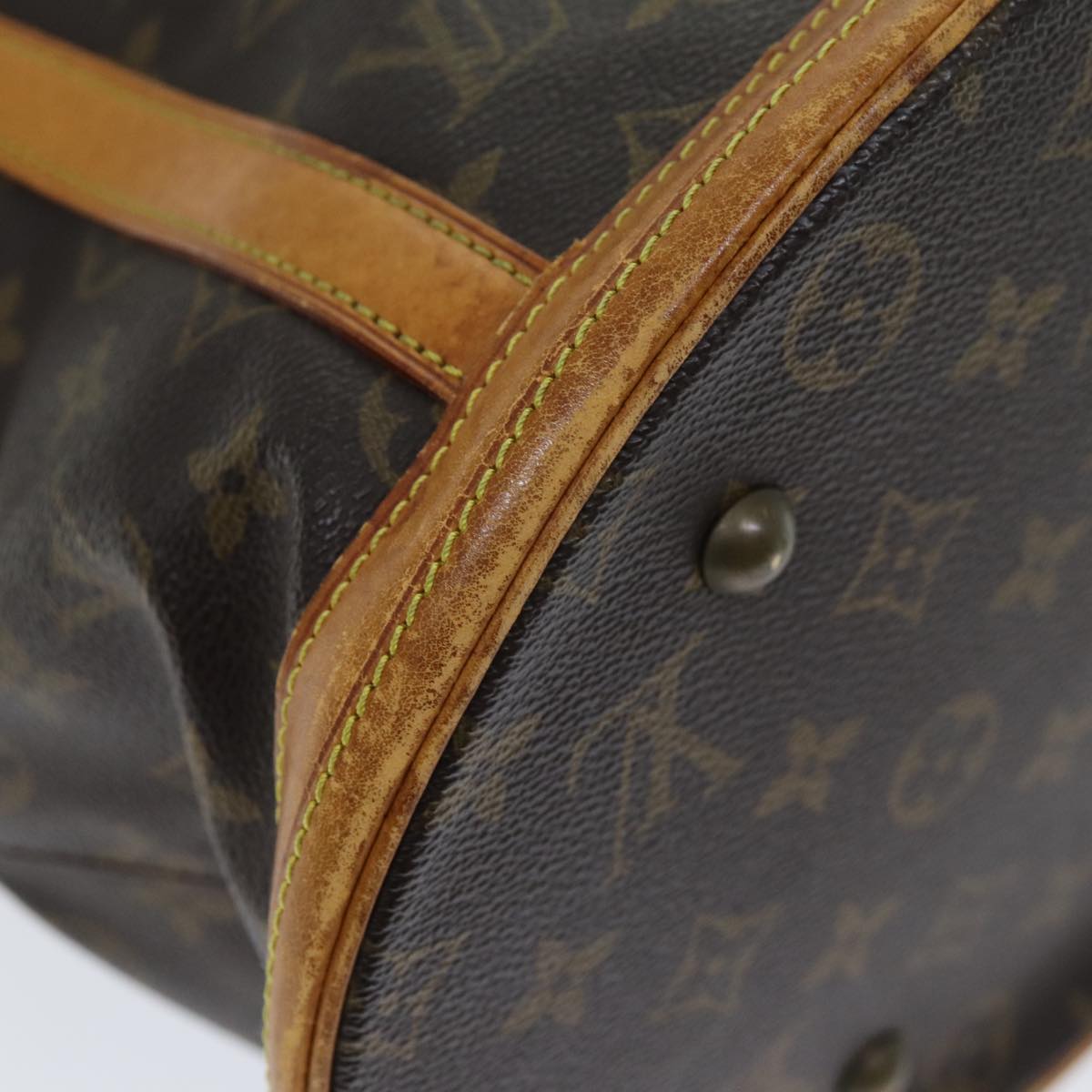 LOUIS VUITTON Monogram Bucket GM Shoulder Bag M42236 LV Auth 73057