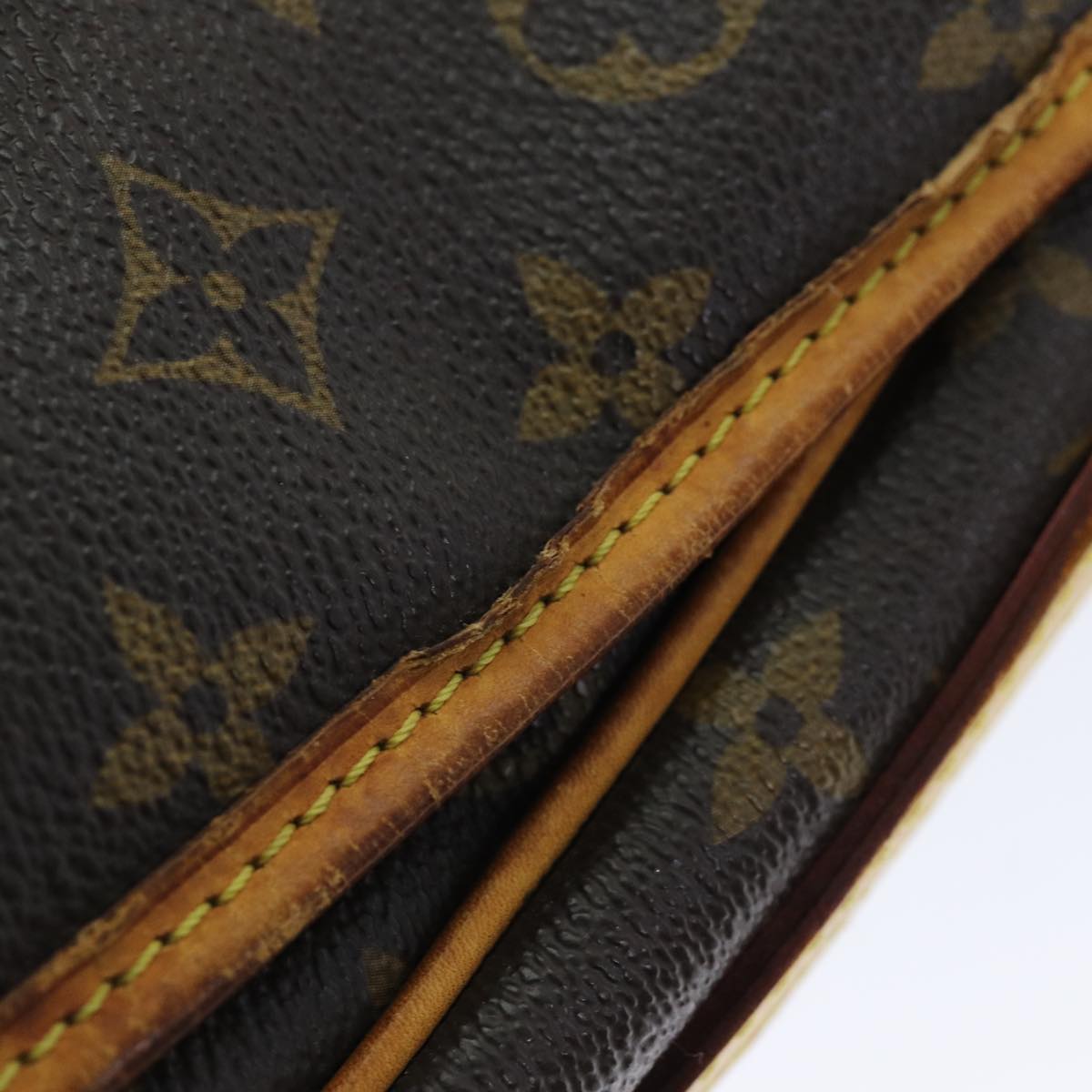 LOUIS VUITTON Monogram Menilmontant MM Shoulder Bag M40473 LV Auth 73077