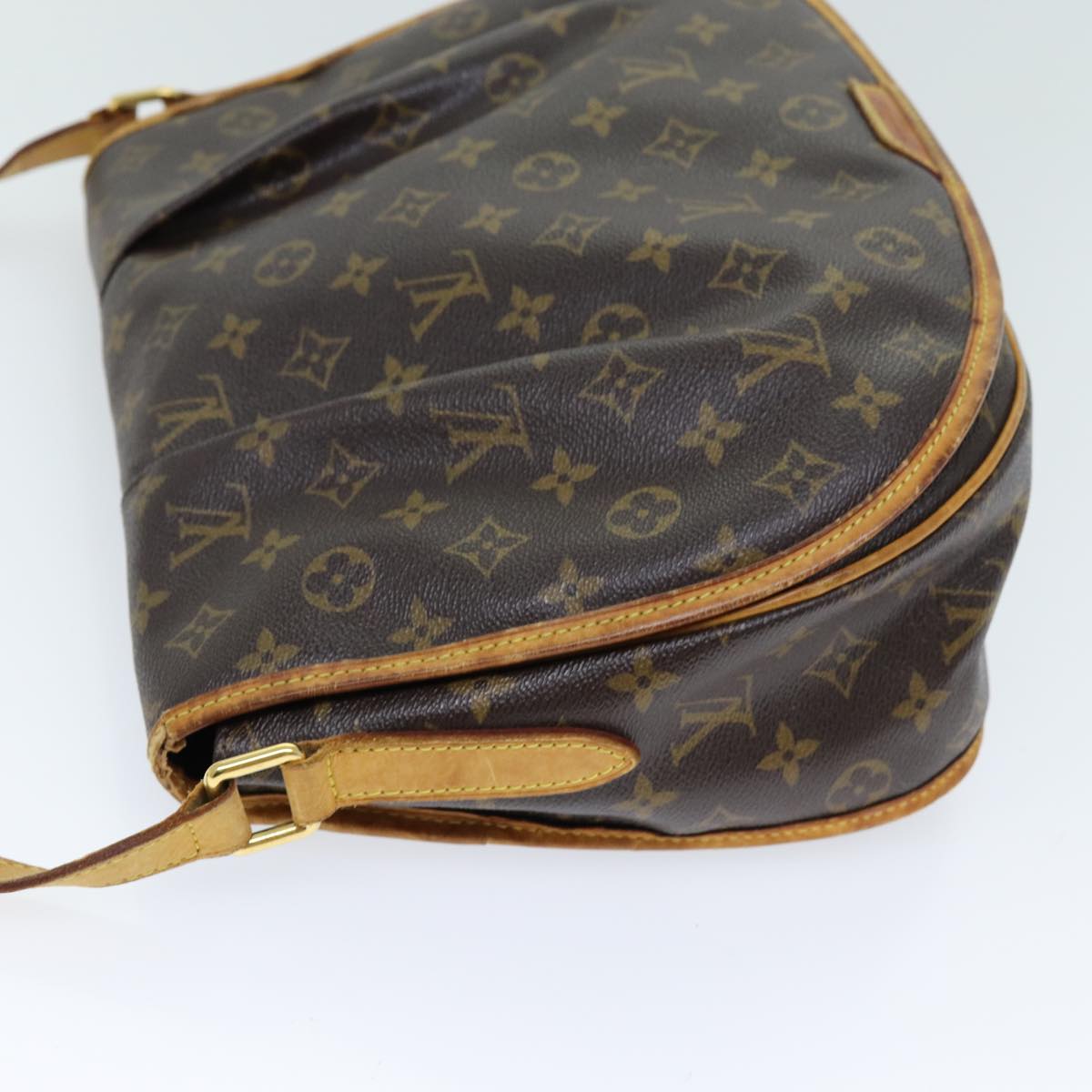 LOUIS VUITTON Monogram Menilmontant MM Shoulder Bag M40473 LV Auth 73077