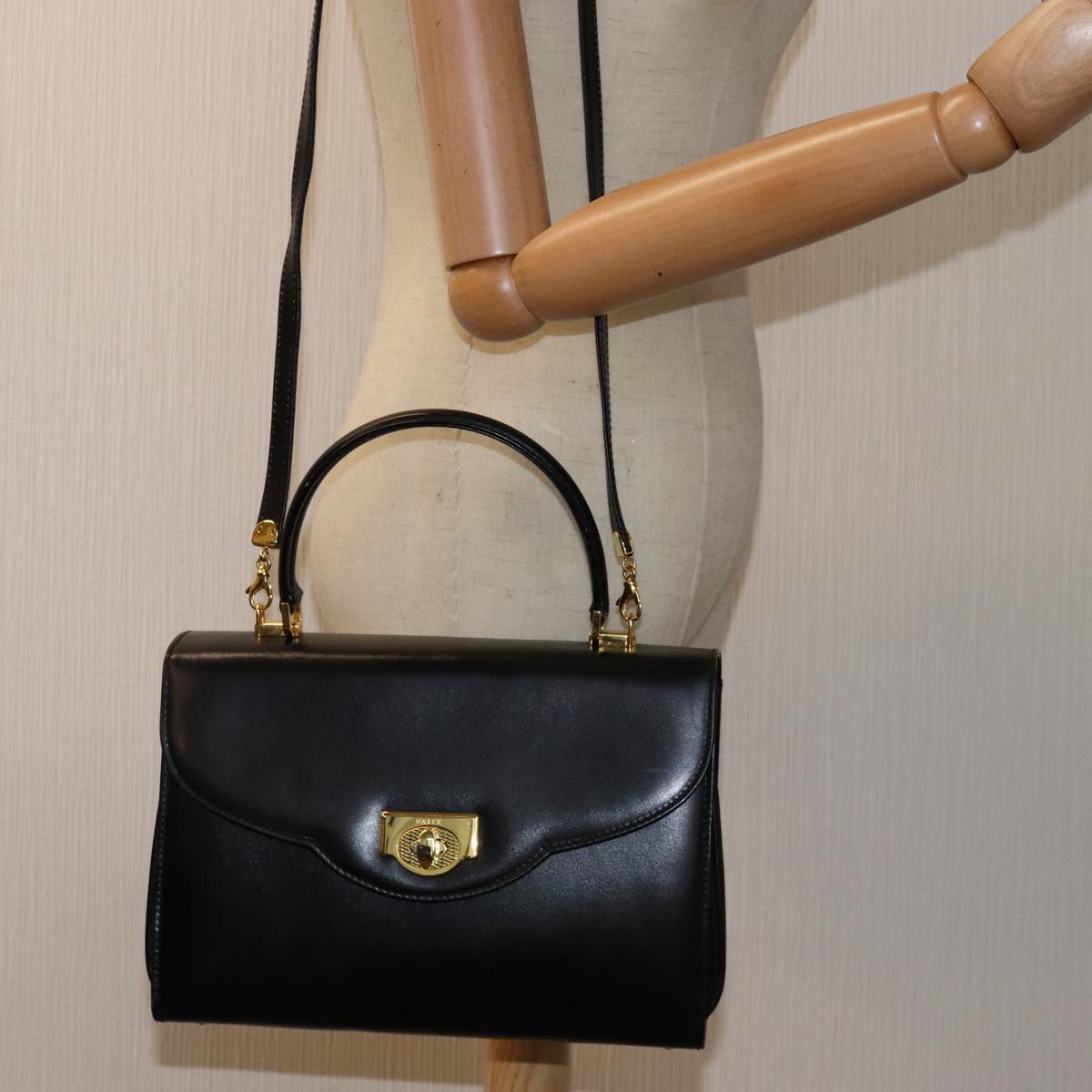 BALLY Hand Bag Leather 2way Black Auth 74606