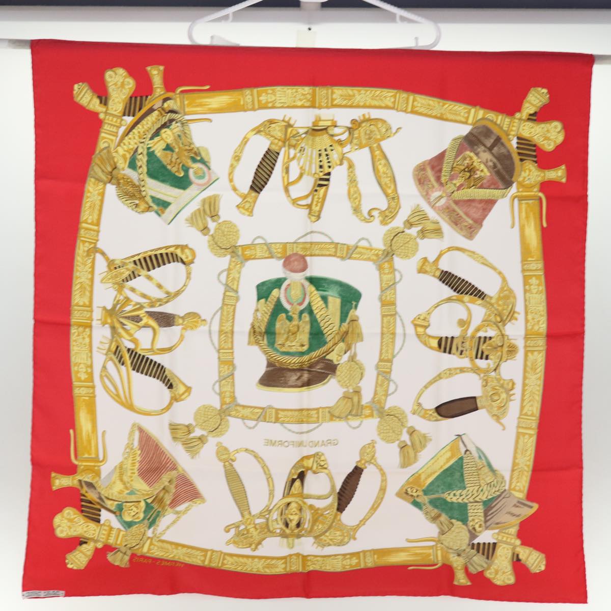 HERMES Carre 90 Scarf ""GRAND UNIFORME"" Silk Red Auth 74709