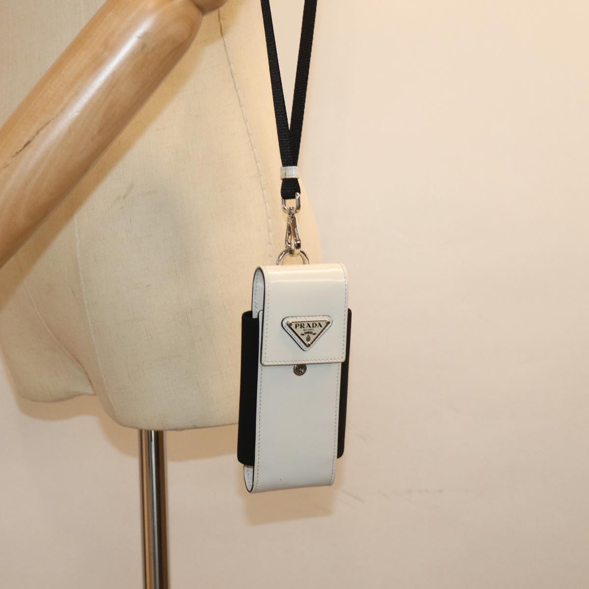 PRADA Cell Phone Case Patent leather White Auth 75214V