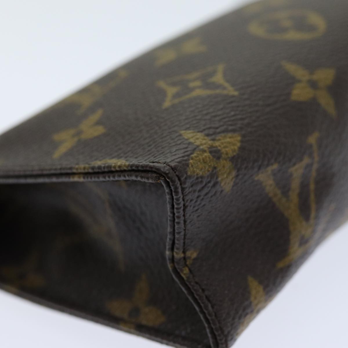 LOUIS VUITTON Monogram Poche Toilette 15 Pouch M47546 LV Auth 75701