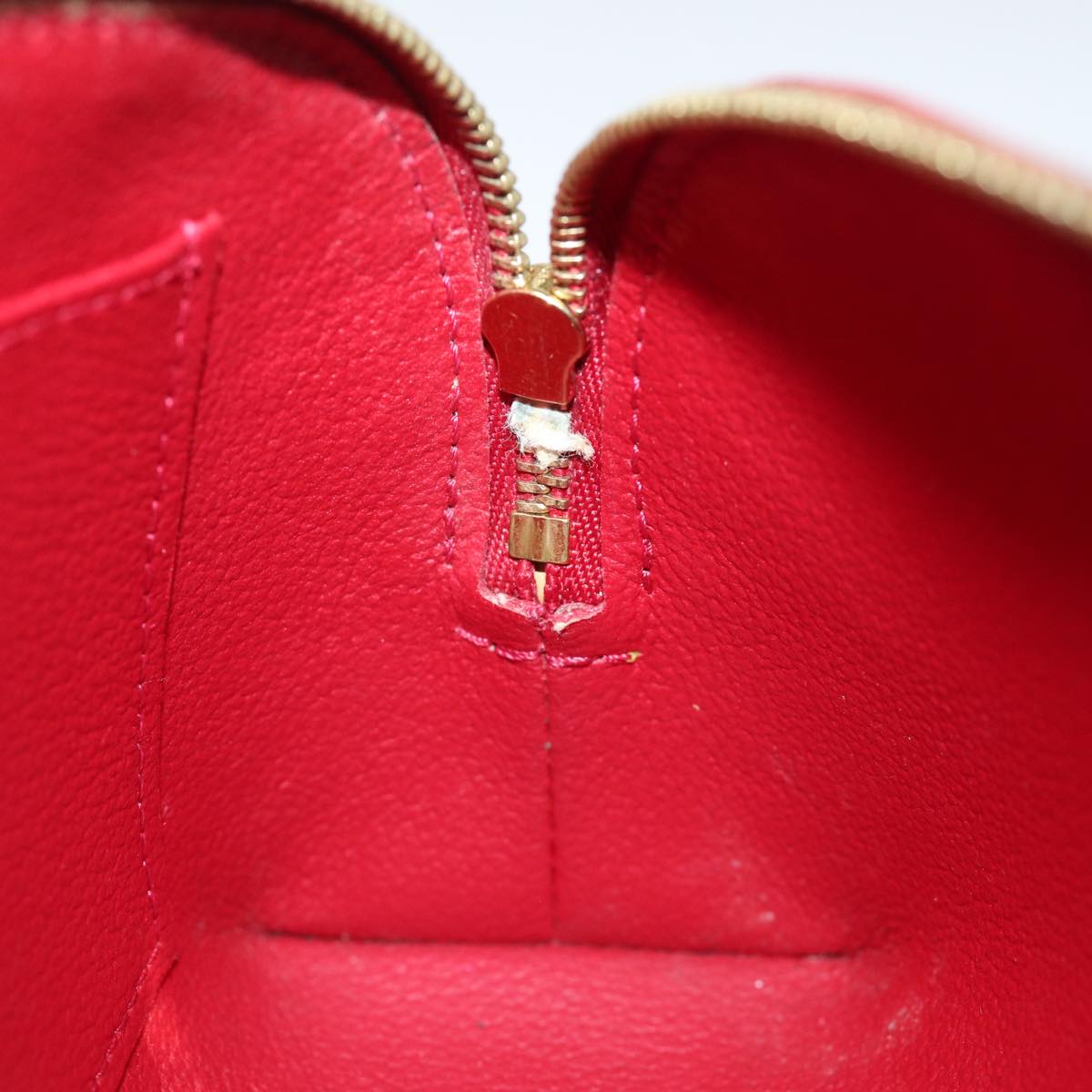 LOUIS VUITTON Vernis Rayure Pochette Cosmetic Pomme D'amour M91721 LV Auth 76184