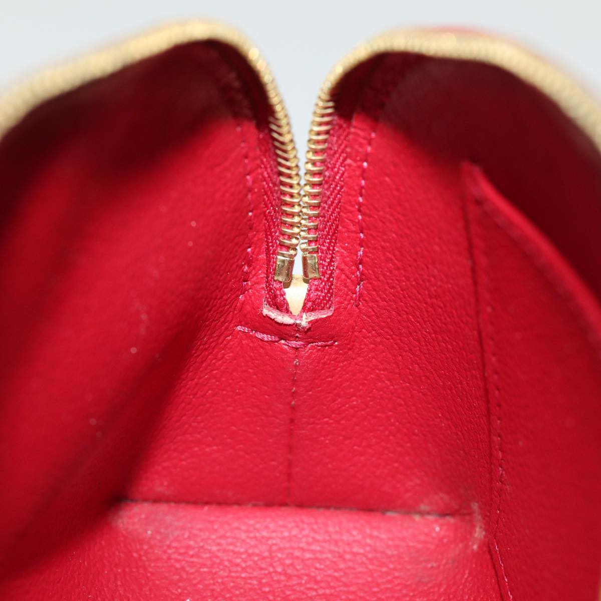 LOUIS VUITTON Vernis Rayure Pochette Cosmetic Pomme D'amour M91721 LV Auth 76184