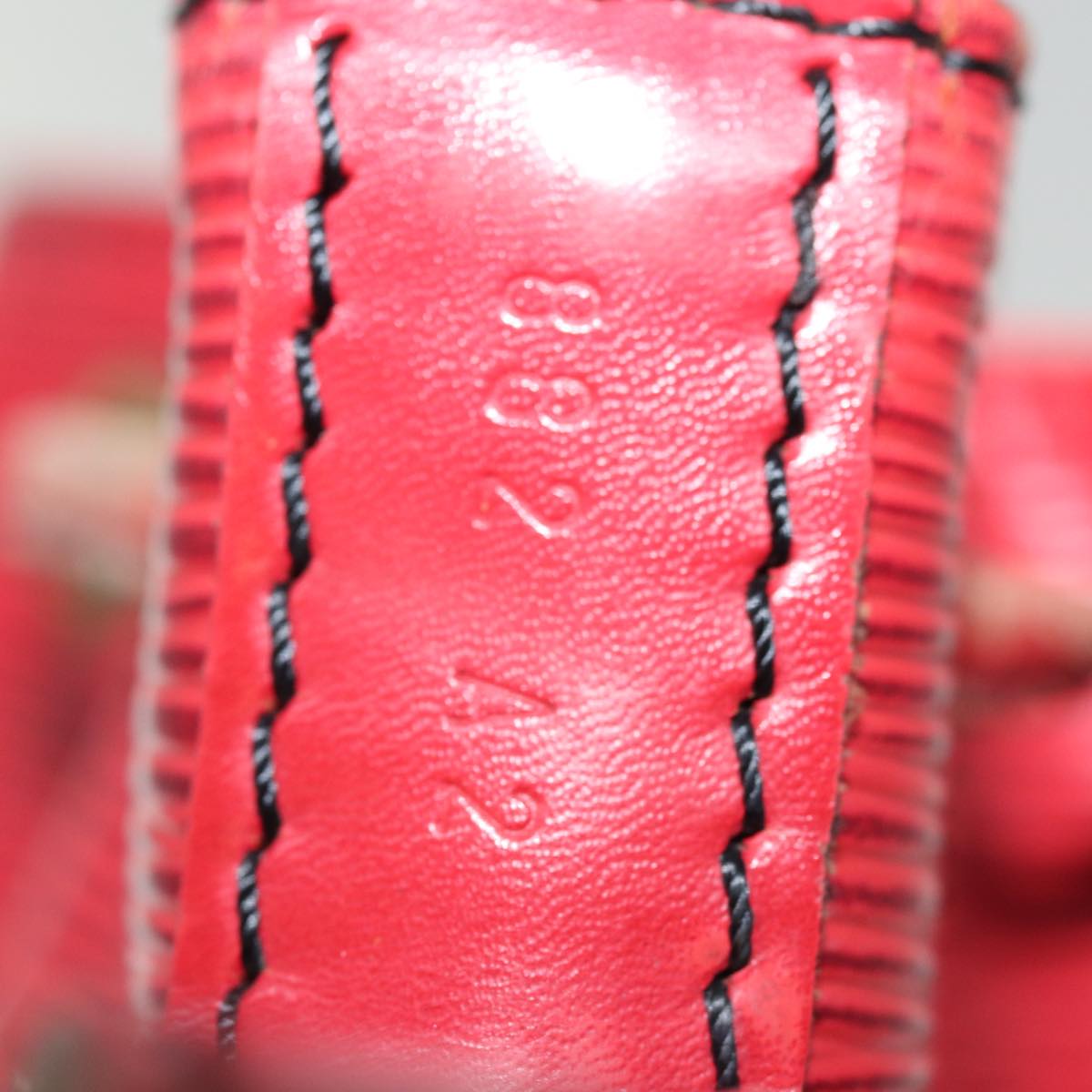 LOUIS VUITTON Epi Noe Shoulder Bag Red M44007 LV Auth 76345