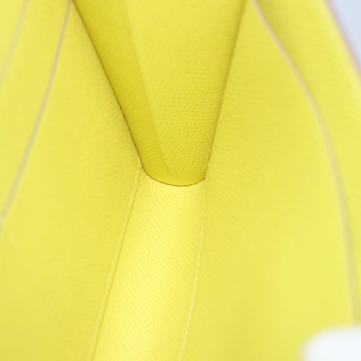 HERMES Click 16 Shoulder Bag Leather Yellow Auth 77462SA