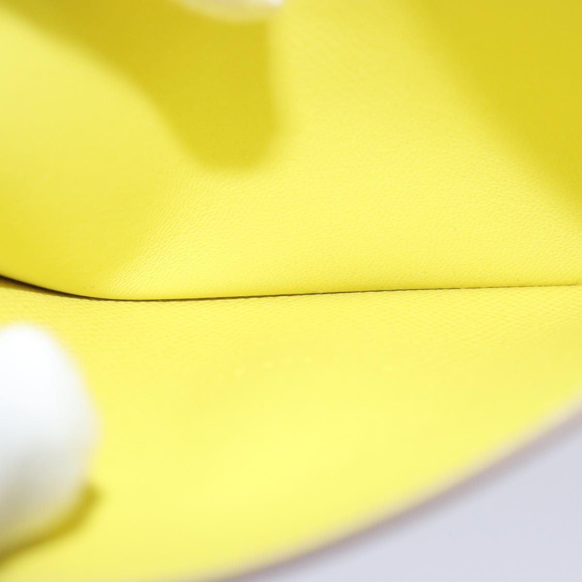 HERMES Click 16 Shoulder Bag Leather Yellow Auth 77462SA