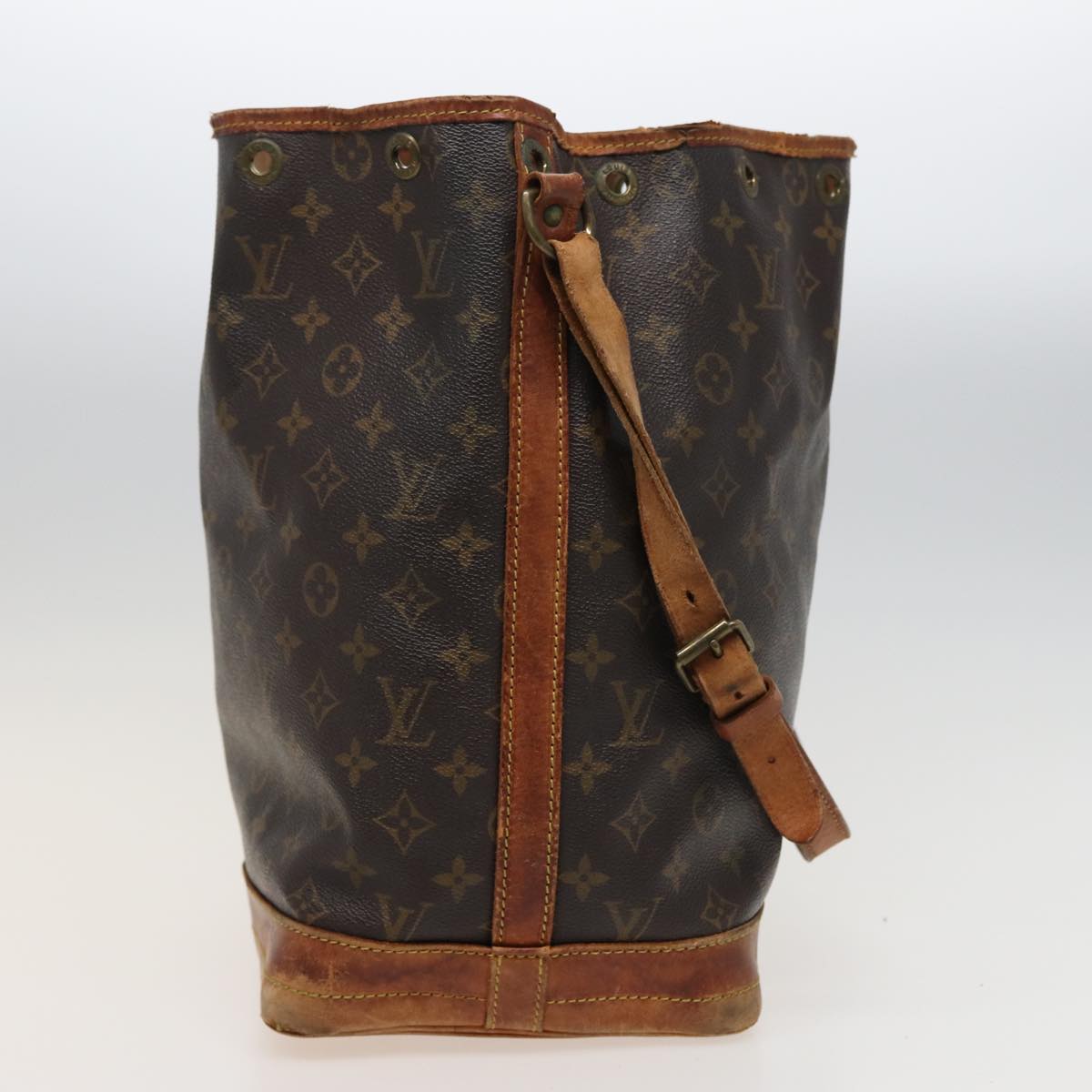 LOUIS VUITTON Monogram Noe Shoulder Bag M42224 LV Auth 78163