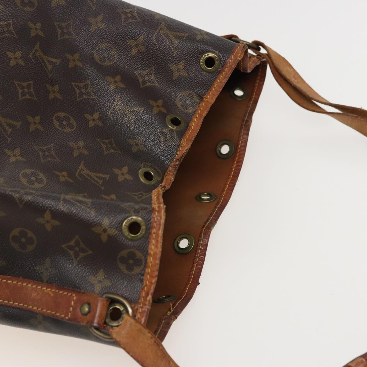 LOUIS VUITTON Monogram Noe Shoulder Bag M42224 LV Auth 78163