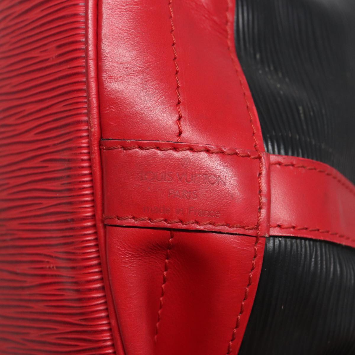 LOUIS VUITTON Epi Noe Shoulder Bag By color Black Red M44017 LV Auth 79238