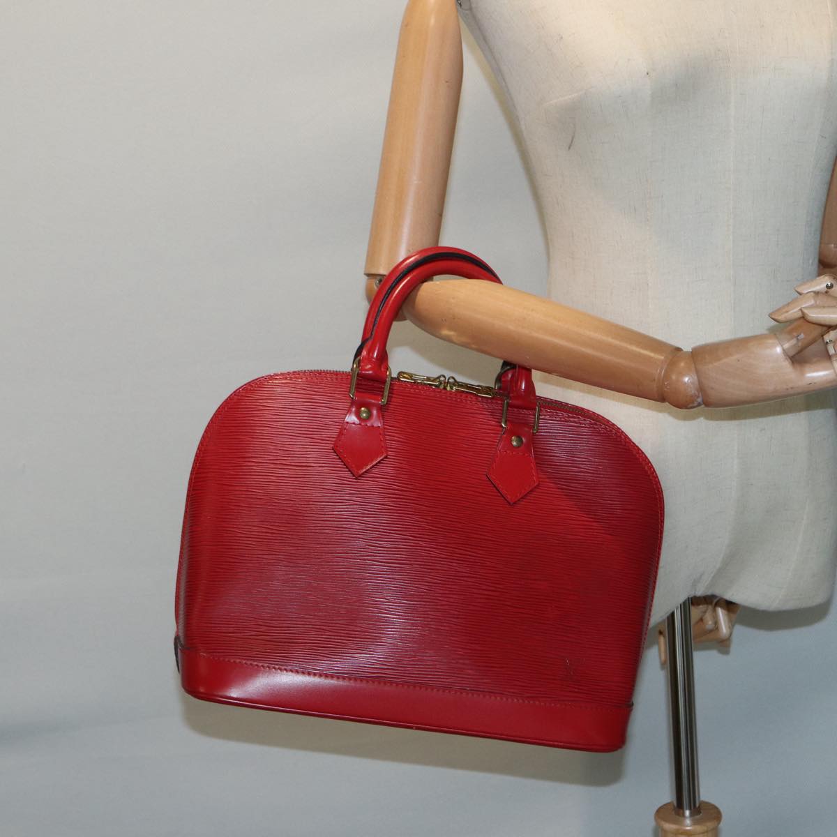 LOUIS VUITTON Epi Alma Hand Bag Castilian Red M52147 LV Auth 79338