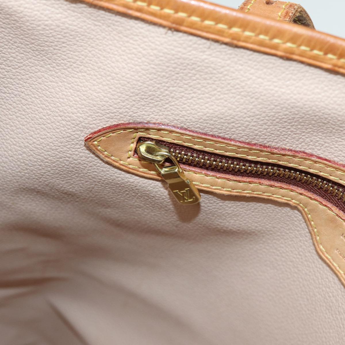 LOUIS VUITTON Monogram Bucket GM Shoulder Bag M42236 LV Auth 79920