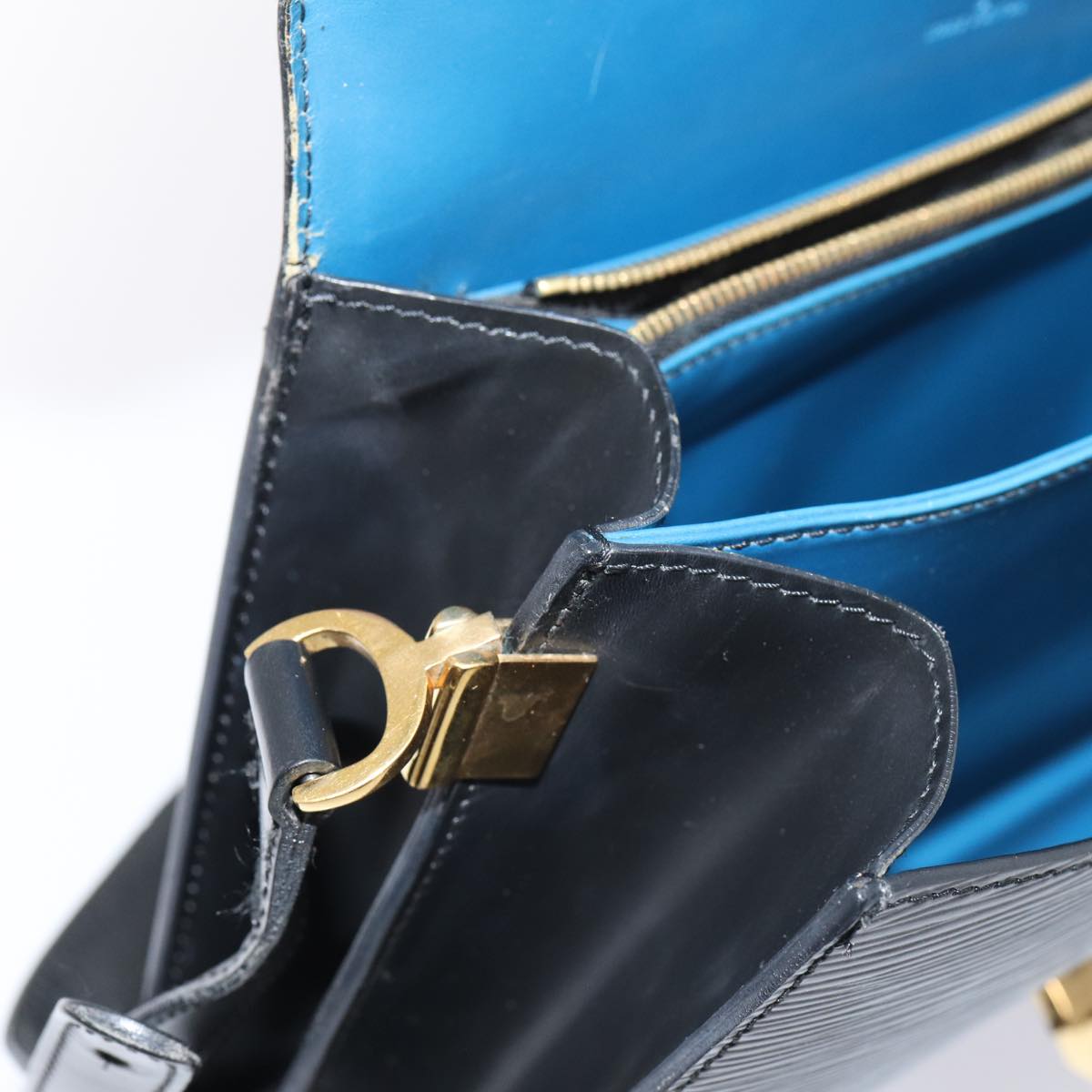 LOUIS VUITTON Epi Bicolor Free Run Shoulder Bag Black Blue M52415 LV Auth 79972