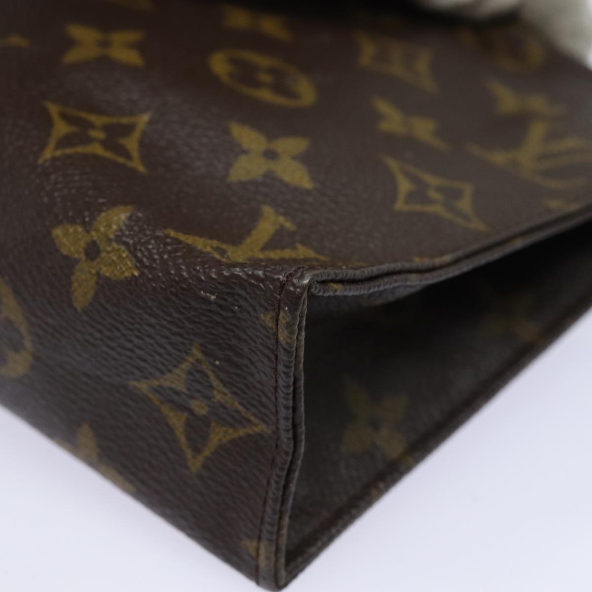 LOUIS VUITTON Monogram Poche Toilette 19 Pouch M47544 LV Auth 81211