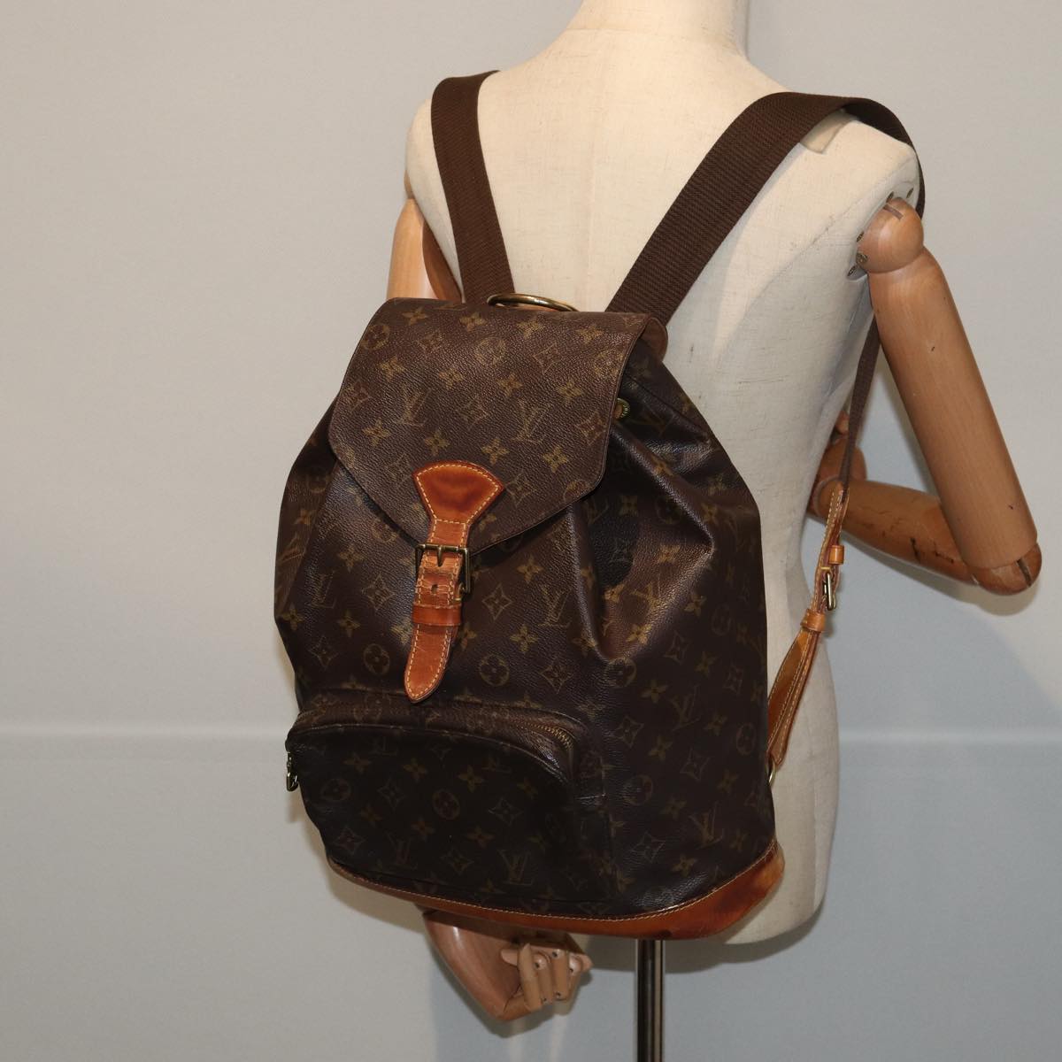 LOUIS VUITTON Monogram Montsouris GM Backpack M51135 LV Auth 81506