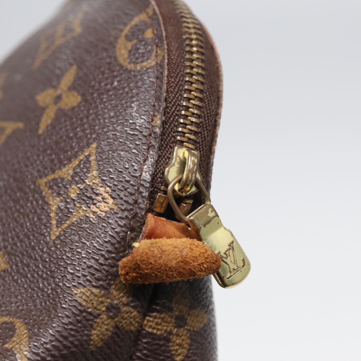 LOUIS VUITTON Monogram Pochette Cosmetic PM Cosmetic Pouch M47515 LV Auth 81600