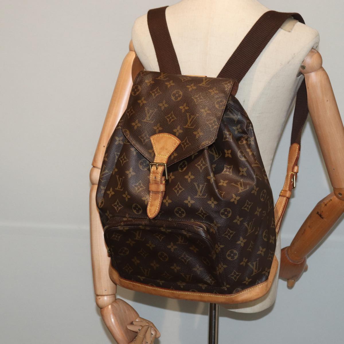 LOUIS VUITTON Monogram Montsouris GM Backpack M51135 LV Auth 82288