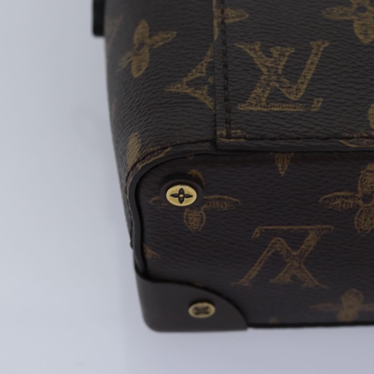 LOUIS VUITTON Monogram Vertical Box Shoulder Bag M59664 LV Auth 82618SAM