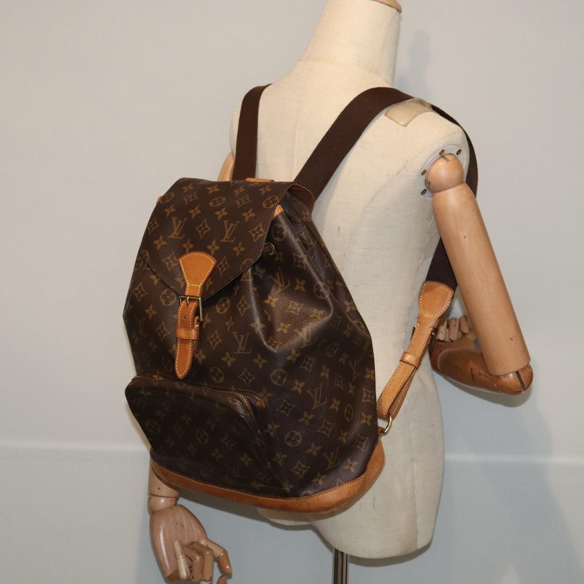 LOUIS VUITTON Monogram Montsouris GM Backpack M51135 LV Auth 83047