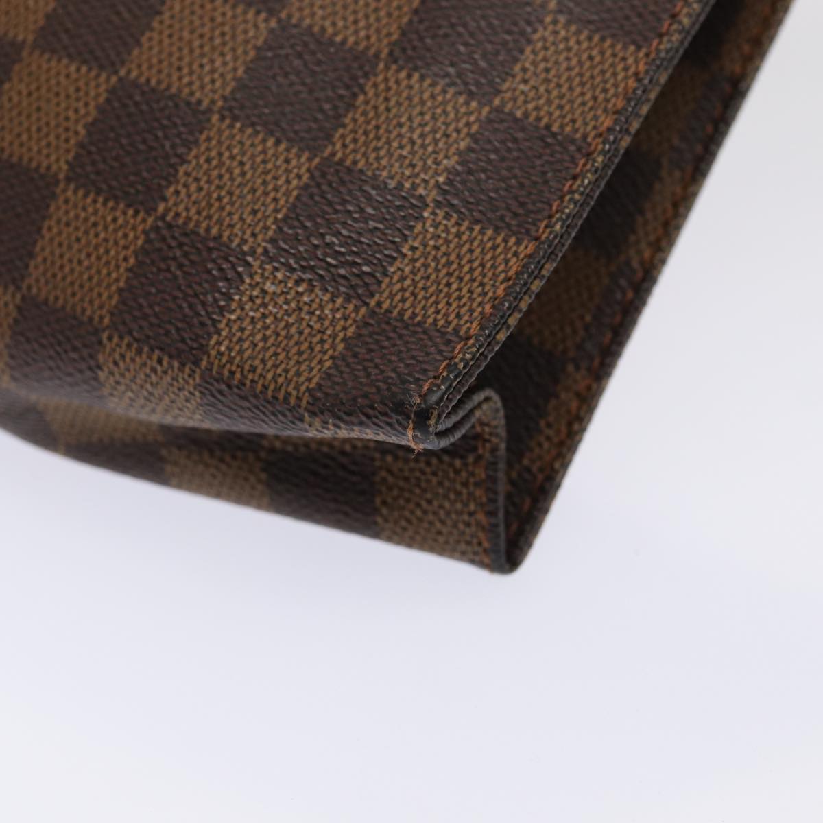 LOUIS VUITTON Damier Ebene Poche Toilette 26 Pouch N47543 LV Auth 83540