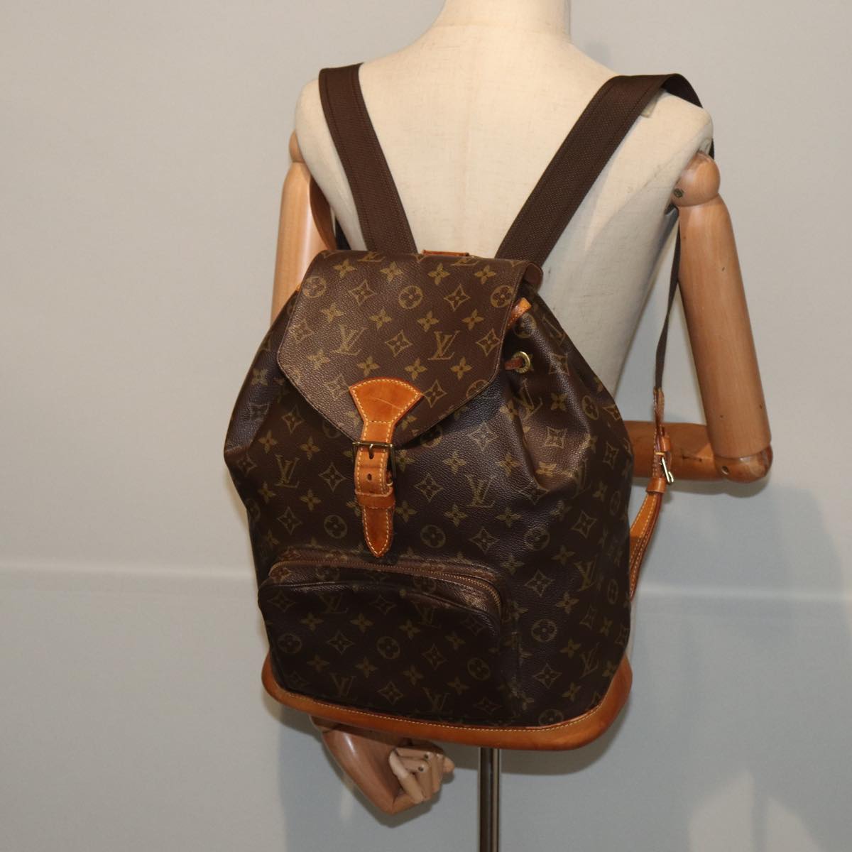 LOUIS VUITTON Monogram Montsouris GM Backpack M51135 LV Auth 83796