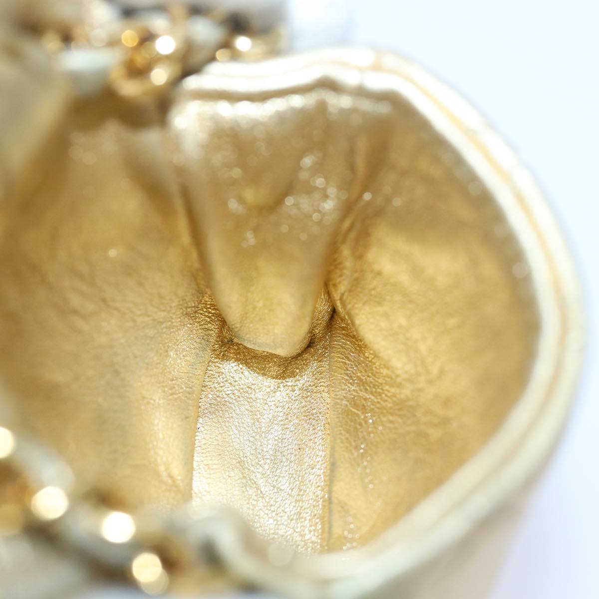 CHANEL Mini Matelasse Chain Shoulder Bag Lamb Skin Gold Tone CC Auth 84205V
