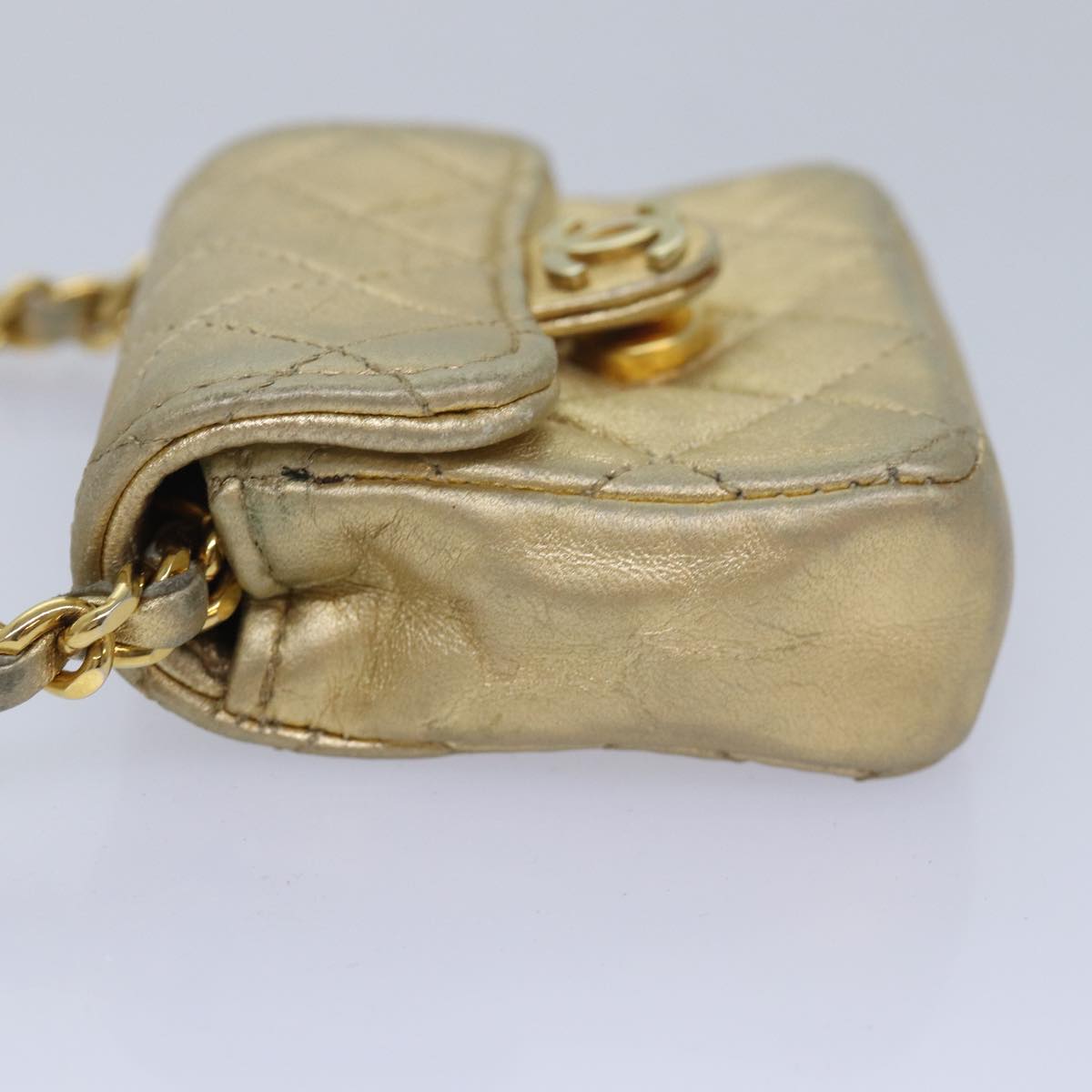CHANEL Mini Matelasse Chain Shoulder Bag Lamb Skin Gold Tone CC Auth 84205V