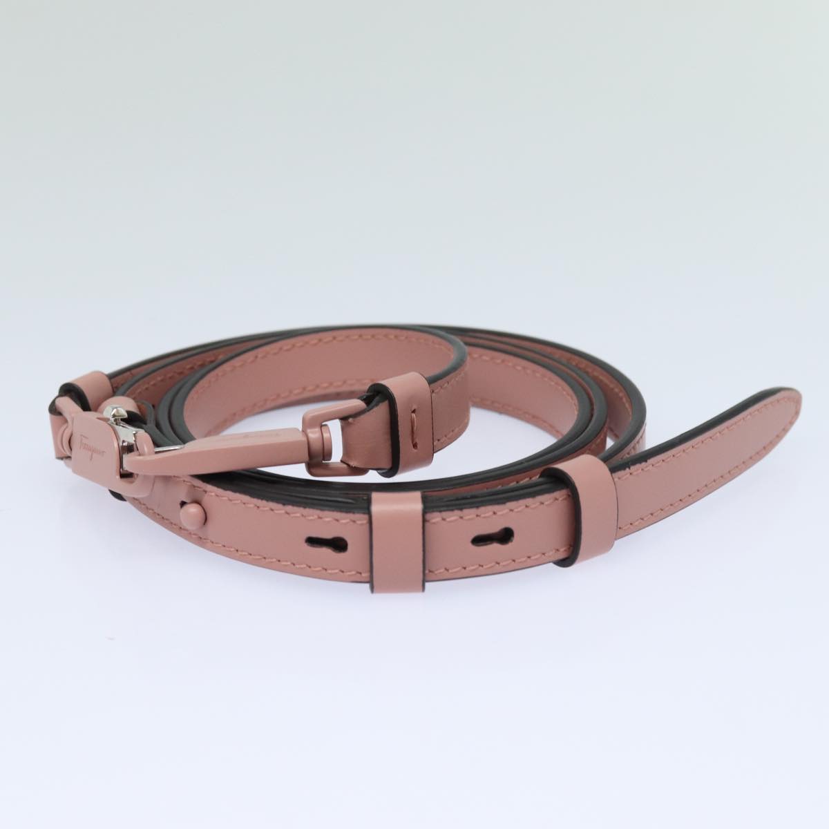 Salvatore Ferragamo Gancini Shoulder Bag Leather Pink Auth 84233AV