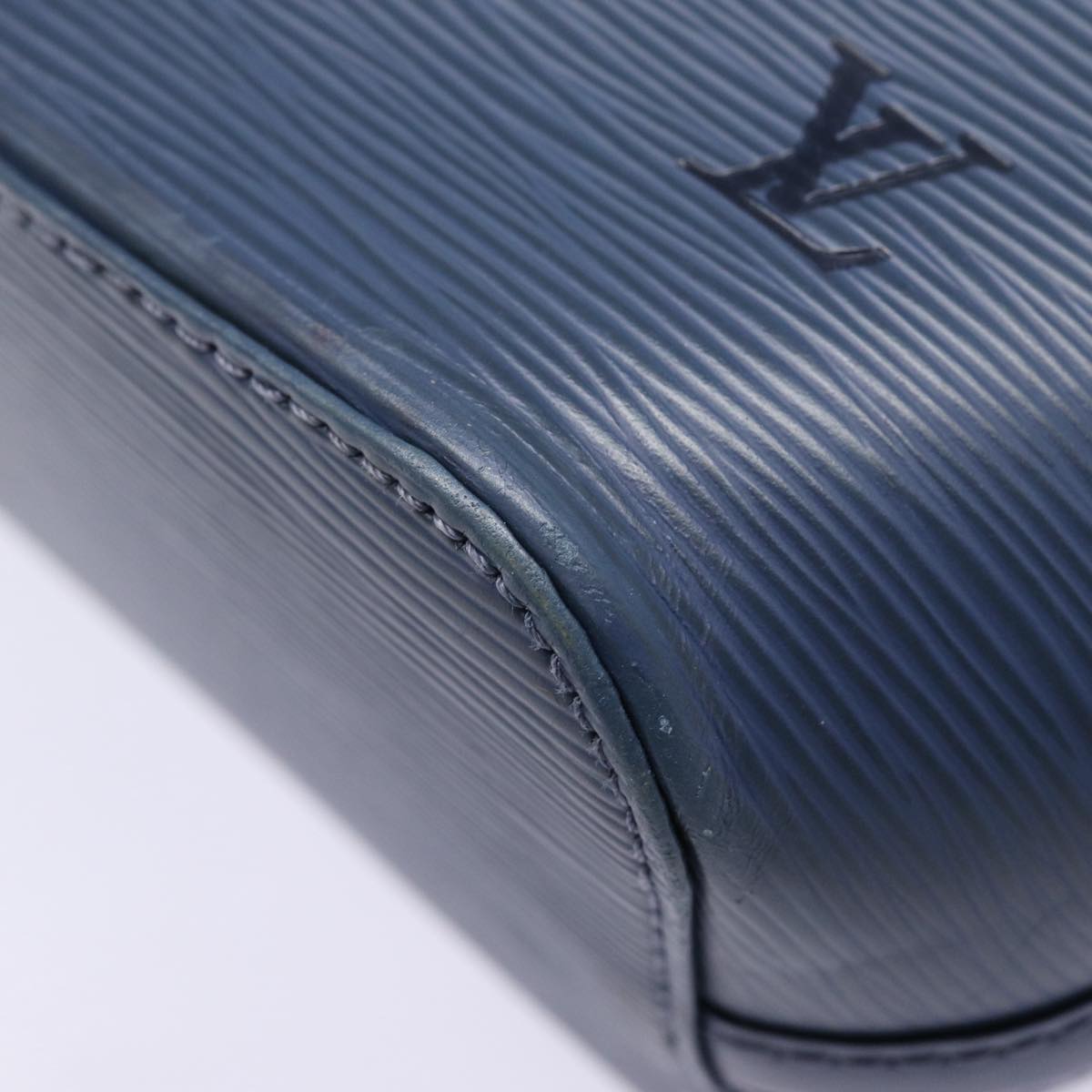 LOUIS VUITTON Epi Mandala PM Shoulder Bag Blue Myrtille M5893G LV Auth 84346