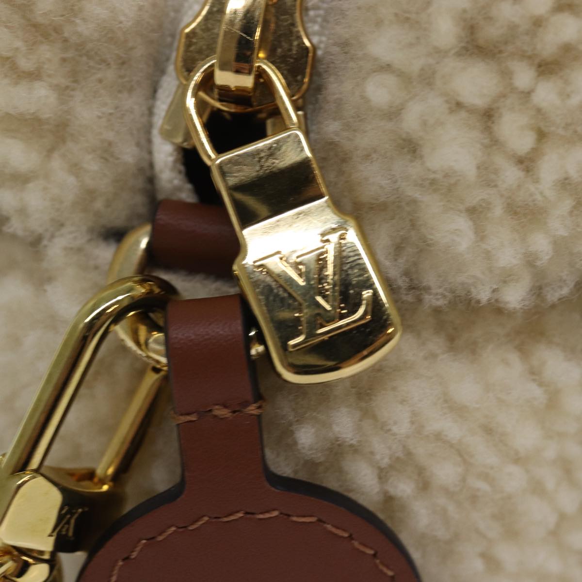 LOUIS VUITTON Monogram Teddy Beach Pouch Beige Black M68599 LV Auth 84395SA