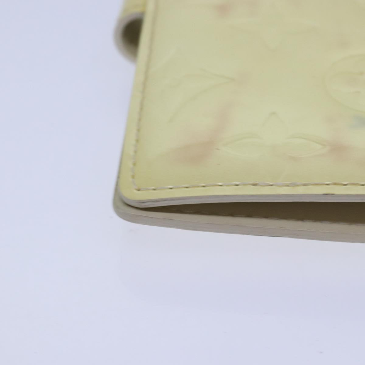 LOUIS VUITTON Vernis Agenda PM Day Planner Cover Perle R21010 LV Auth 84665