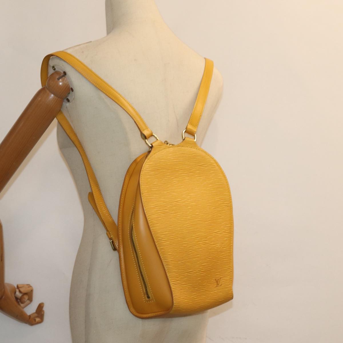 LOUIS VUITTON Epi Mabillon Backpack Yellow M52239 LV Auth 84726