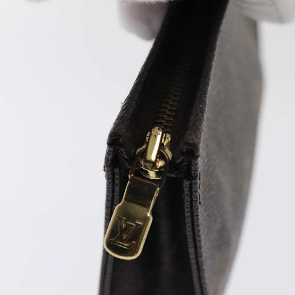 LOUIS VUITTON Monogram Poche Toilette 15 Pouch M47546 LV Auth 84988