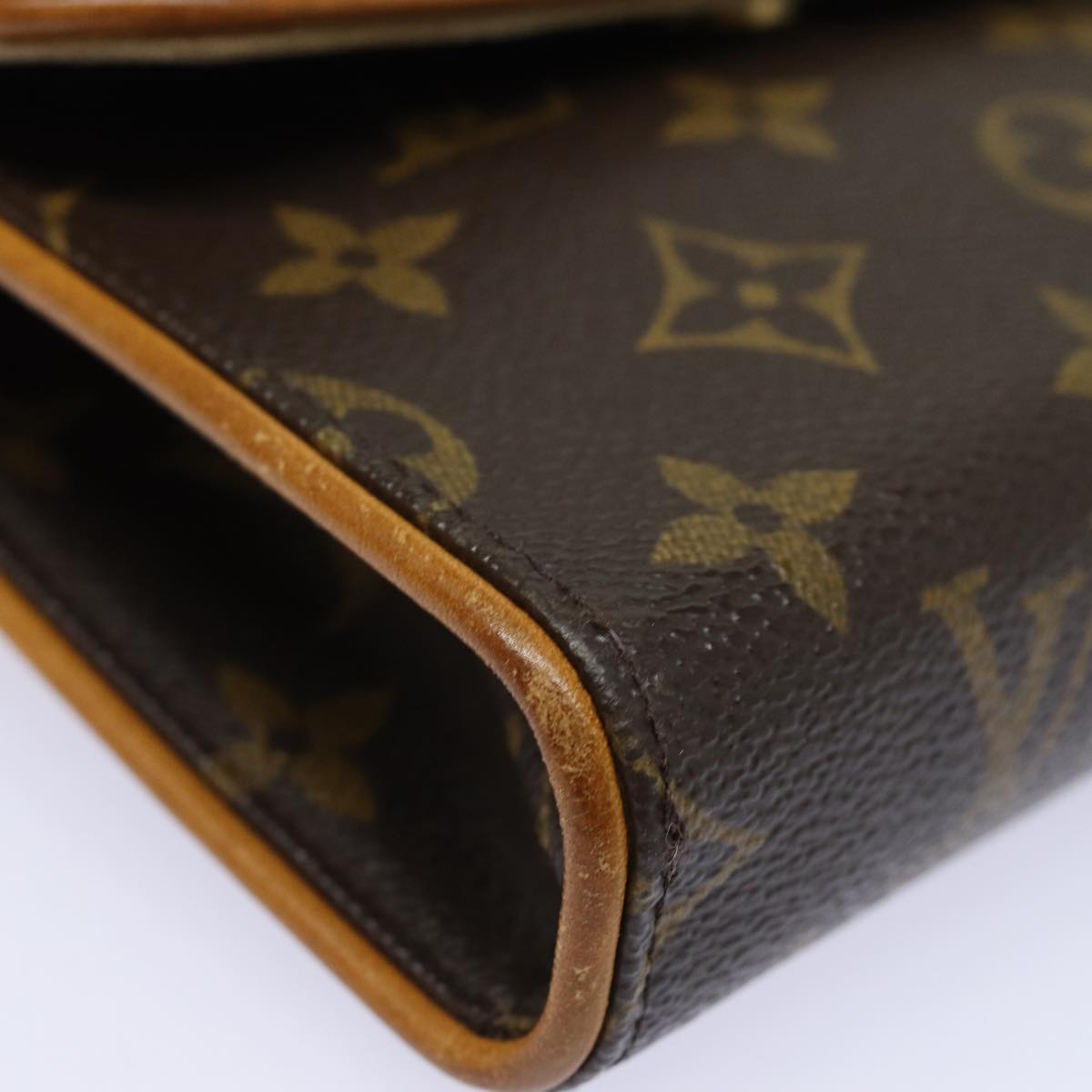 LOUIS VUITTON Monogram Pochette Florentine Waist bag M51855 LV Auth 85421