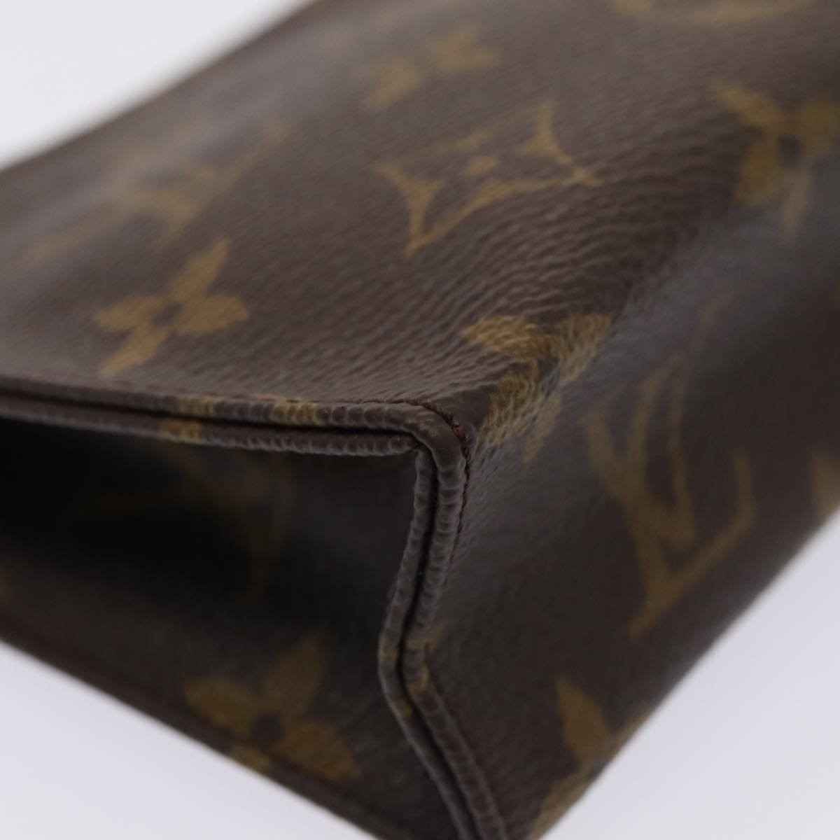 LOUIS VUITTON Monogram Poche Toilette 15 Pouch M47546 LV Auth 86035