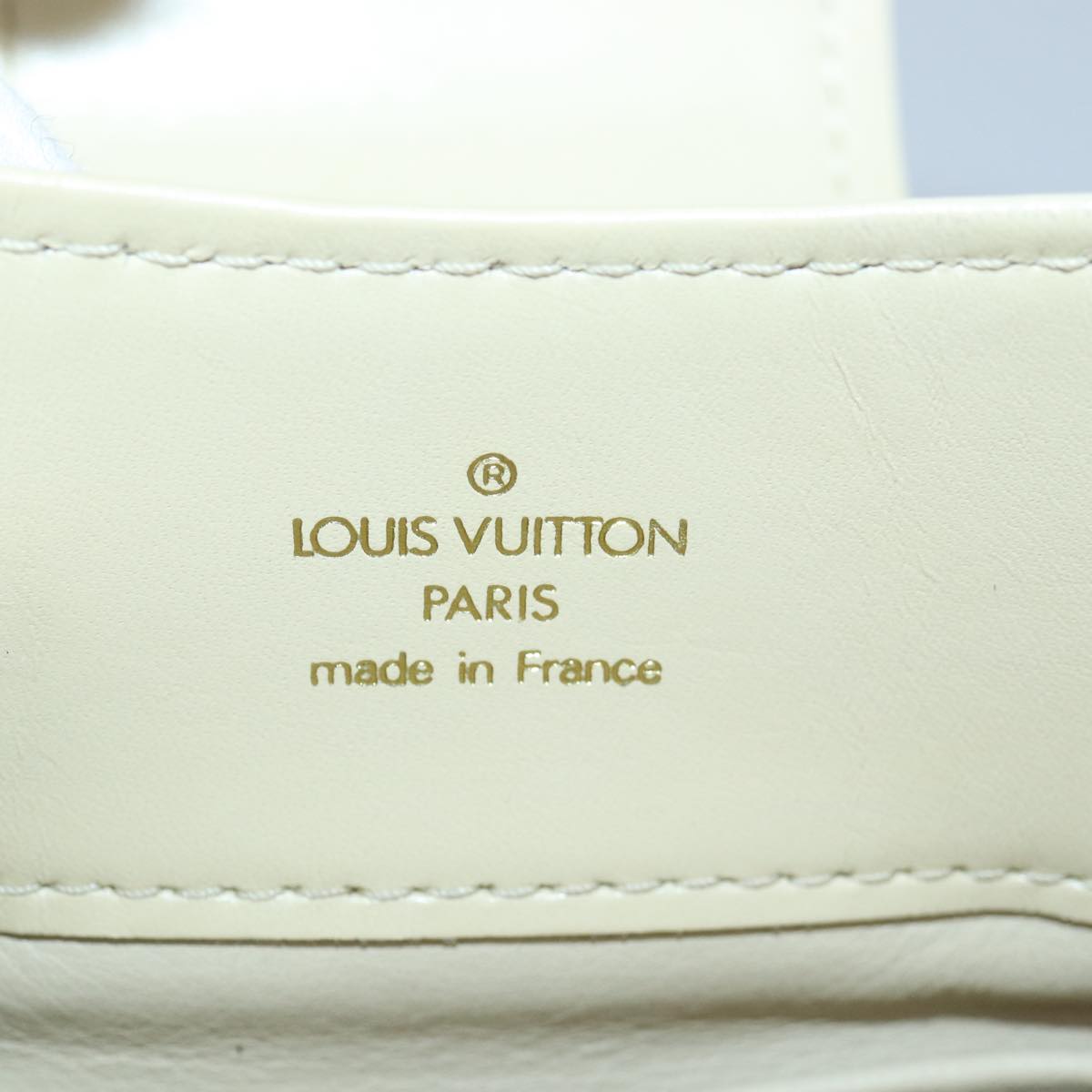 LOUIS VUITTON Monogram Charm Pochette Lover Hand Bag Ivory M95194 LV Auth 86283A