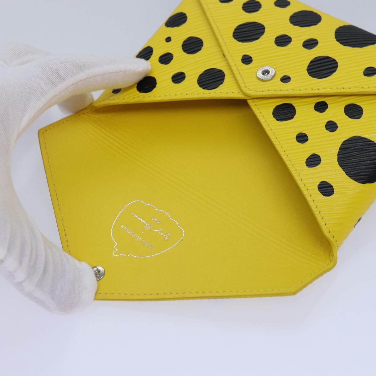 LOUIS VUITTON Epi Yayoi Kusama Pochette Kirigami Pouch Black M81959 Auth 86284SM