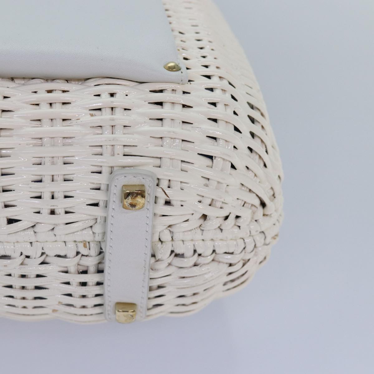 Salvatore Ferragamo Gancini Hand Bag Wicker White Gold Auth 86611