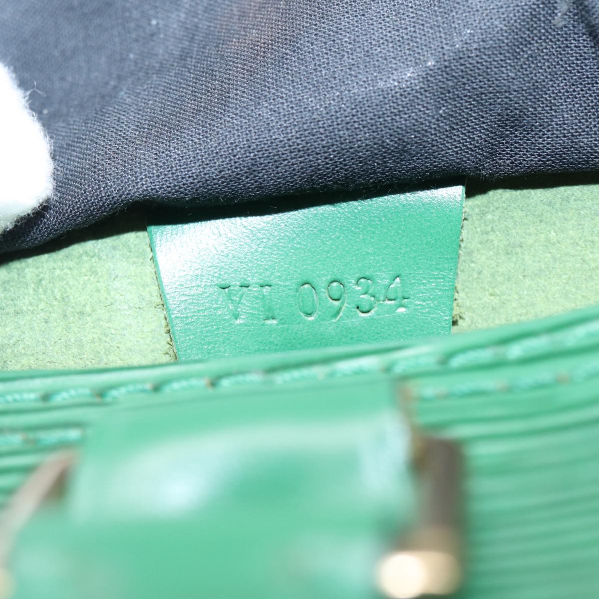 LOUIS VUITTON Epi Speedy 25 Hand Bag Borneo Green M43014 LV Auth 86857