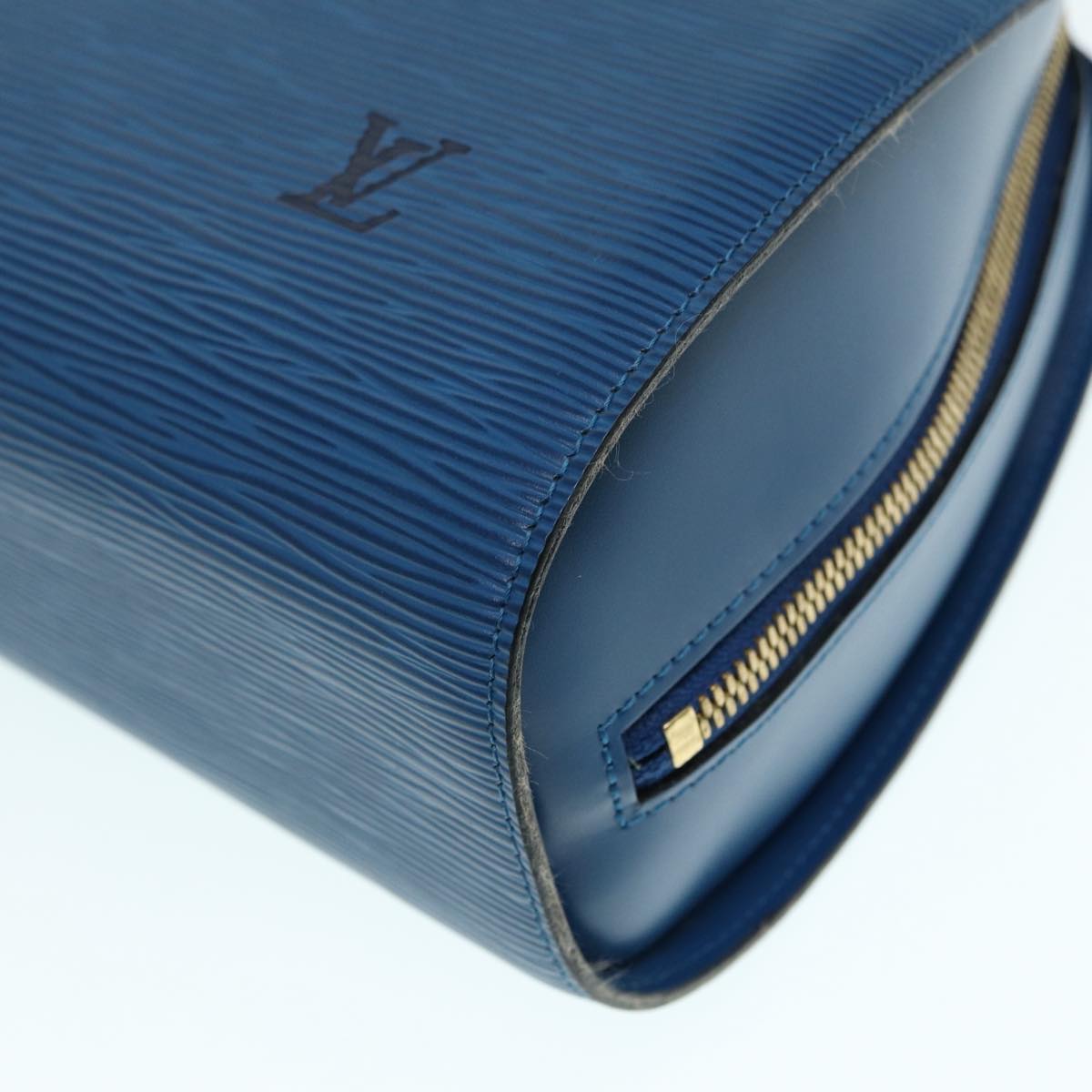 LOUIS VUITTON Epi Dauphine GM Pouch Blue M48435 LV Auth 86993