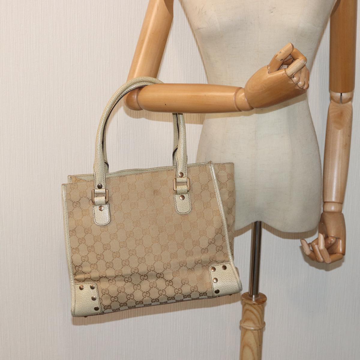 GUCCI GG Canvas Hand Bag Beige 124260 Auth 87164